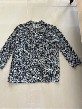J. McLaughlin Navy and Cream Leopard-Print Tie-Back Blouse